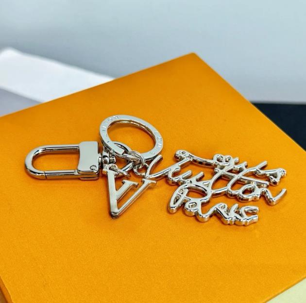 Porte-clés de styliste classique avec lettres, pendentif à la mode, breloque de voiture, sac, bijoux, accessoires, cadeaux