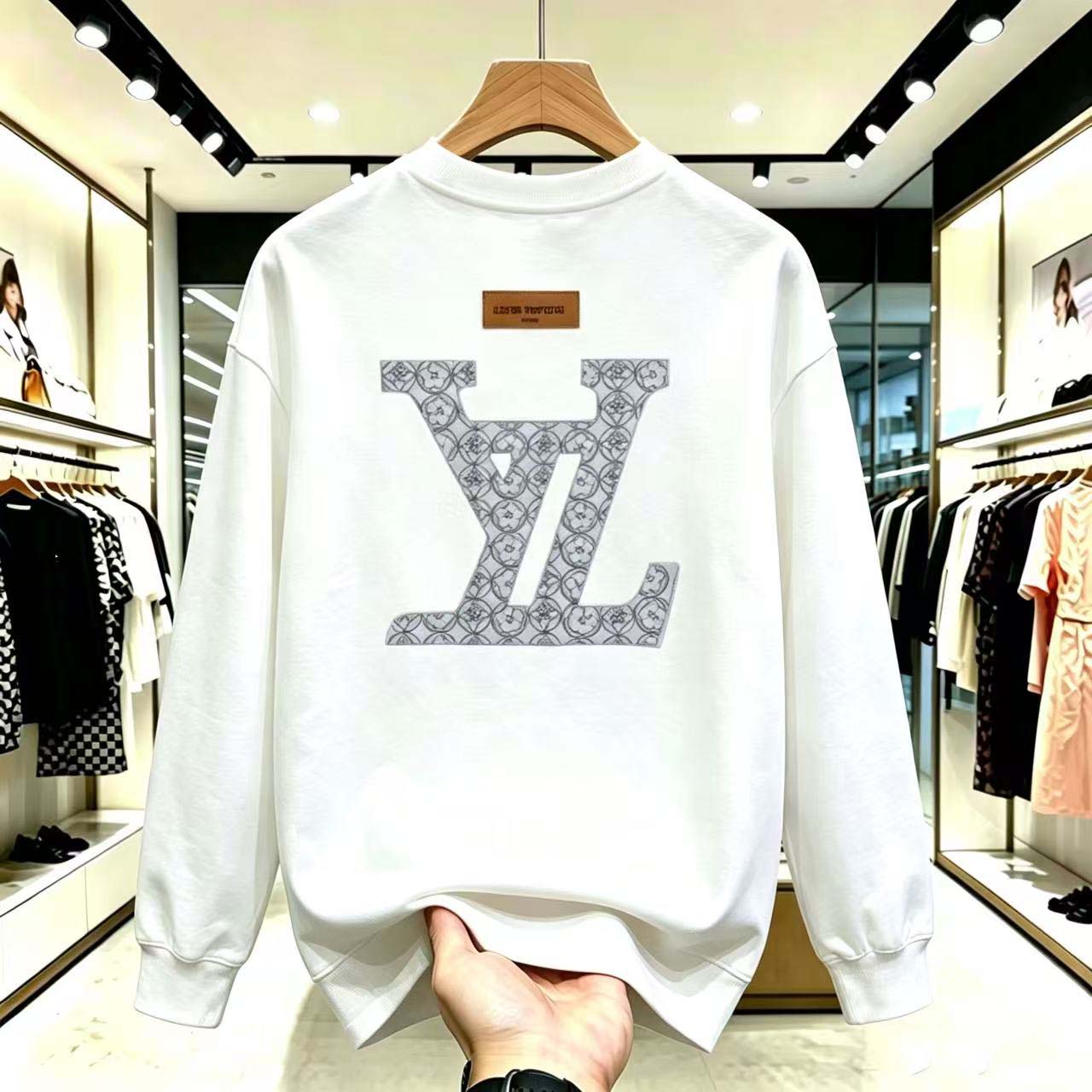 New trendy autumn/winter hoodie with round neckline printed design crewneck style long sleeves slimming fi