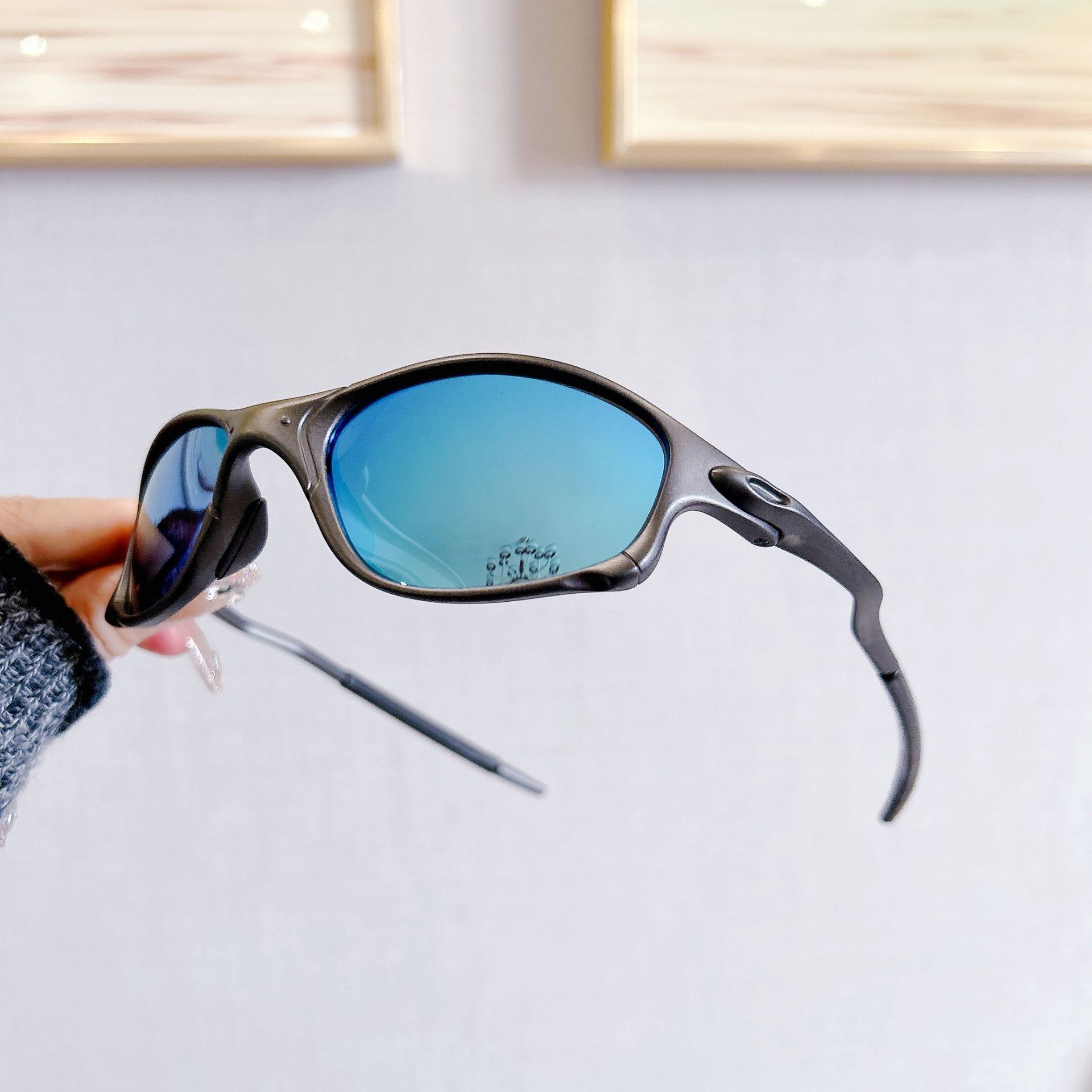 Designer Sunglasses Luxury New Cycling Glasses Women's Ski Climbing Goggles Trendy Brand Windproof Sand Proof UV Resistant Large Frame Outdoor