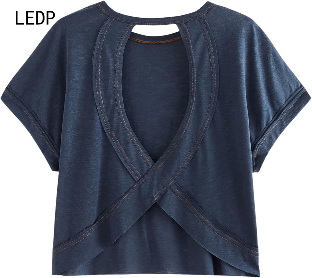 290215 Memory metal pleated T-shirt plus size women's shape memory alloy breathable industrial style forest series-image-1112524249