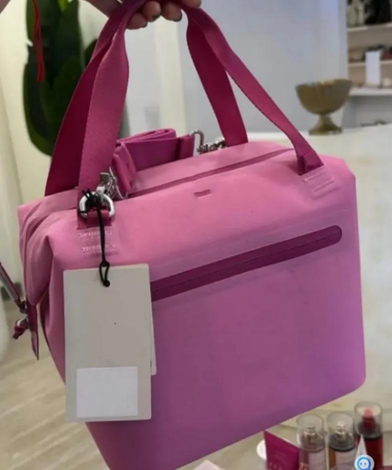 US STOCK Lunch Bags All Day Julienne Mini Soft Cooler Bags Recycled Polyester Cooler 12-Hour Cooling Travel Cooler Crossbody Bag with Phone Pocke-image-445095607