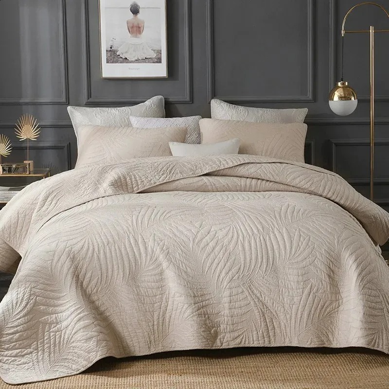 27ACA Luxurious Silk Mattress Topper for Enhanced Comfort-image-1112708046