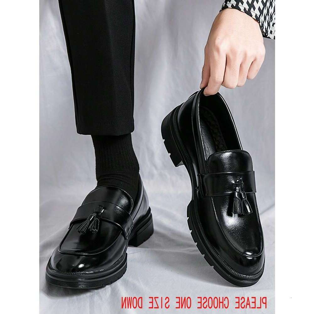 2026 Casual Shoe Business Black Shoes For Men, Tassel shoe for man Decor Dress Loafers Free Shipping