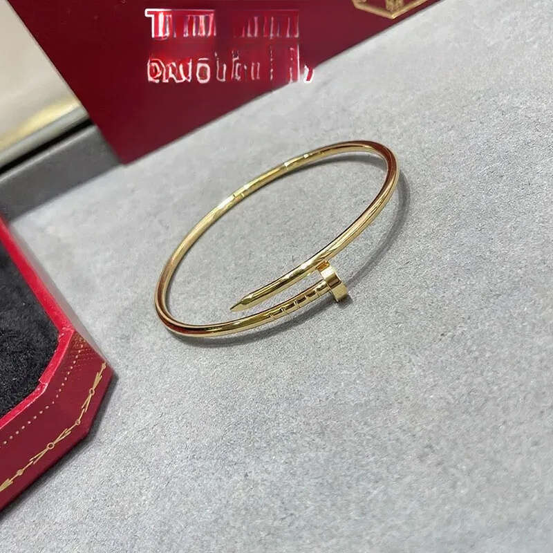 Bracelet thin Bracelets designer for women bangles 18K rose gold silver black nail bracelet Designer Jewelry personalized bangle Titanium SteelAAAA+