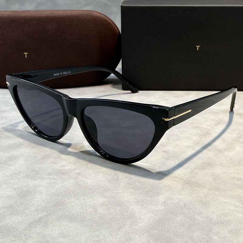 Classic Italian Style Cat Eye Shades Chunky Black Frame Gold Metal Strip Polarized Lens UV Protection designer luxury Sunglasses For Women Men