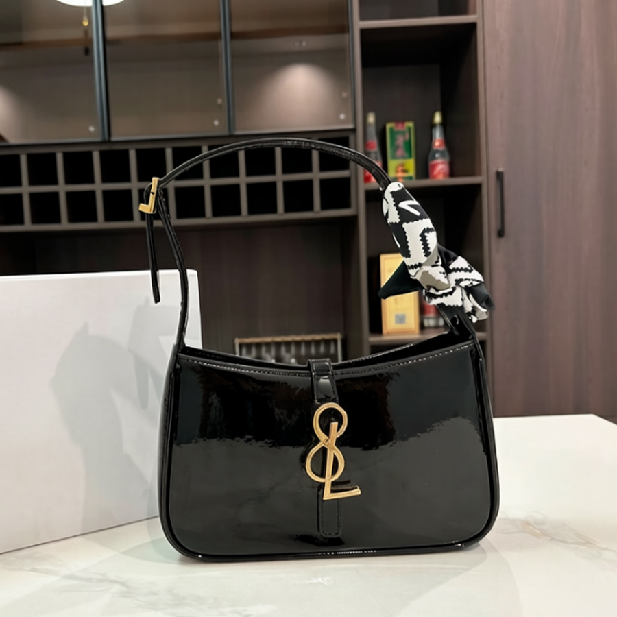 Sacs à main de créateur Sac fourre-tout pour femme 24 cm Sac Hobo Sac de luxe sous les bras Pochettes Sacs de soirée Fermeture éclair Sac à bando