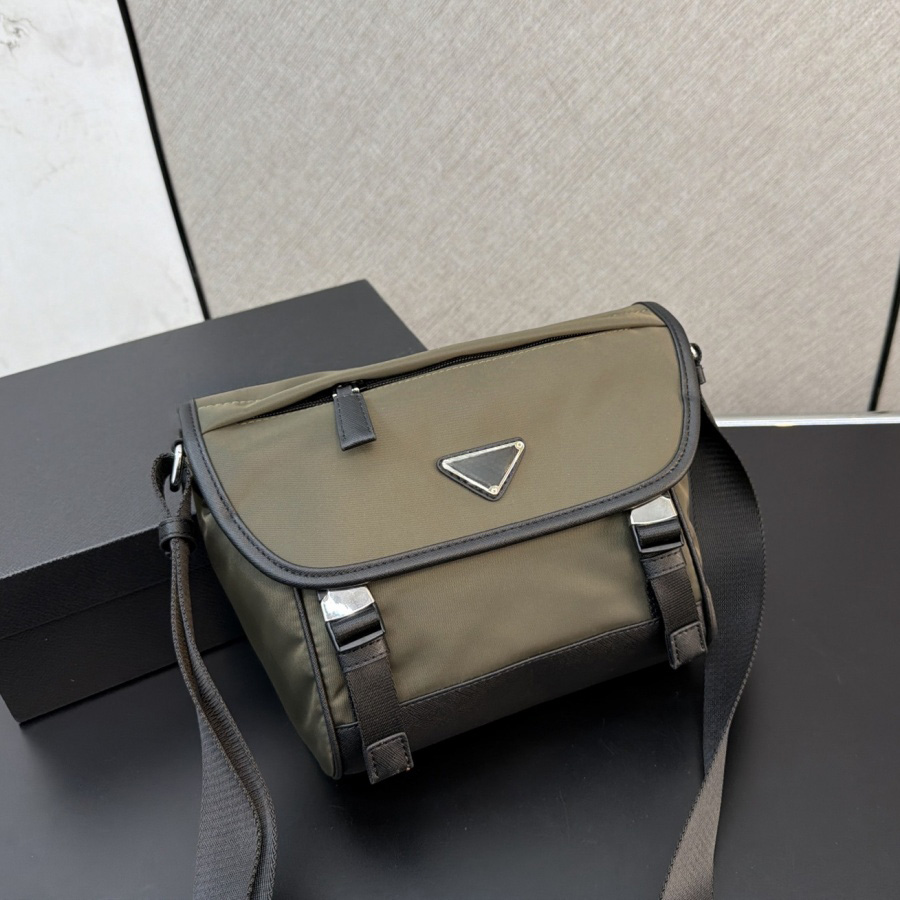 Designer Cross Body Bag Classic Bag Messenger Bags Unisex Luggage Fashion Letter Shoulder Bag Luxury Nylon Bag Luxury Large Capacity Crossbody Bags
