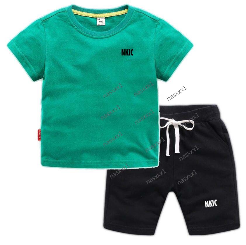 Enfants 100% coton T-shirt et short deux pièces ensemble vêtements de sport en plein air lettre imprimée été garçons filles tenues décontractées