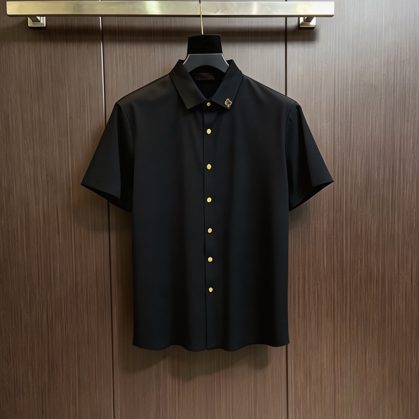 Designer brand clothing, high-quality men's clothing, men's shirts, men's business shirts, solid color short sleeved lapel shirts, go