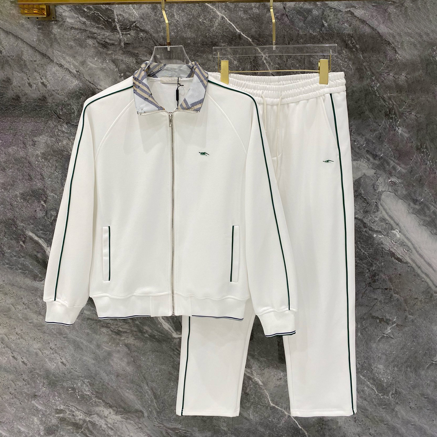 Kleding van het merk Designer, hoogwaardig sportpak voor heren, jasje met reversrits, tweedelig sportpak met witte geruite kraag