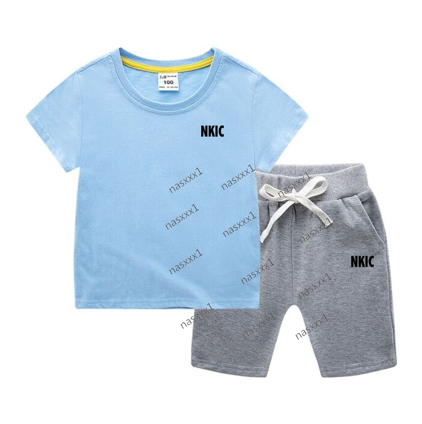 Été marque lettre imprimer manches courtes enfants 100% coton T-shirt shorts 2 pièces ensemble pour garçons et filles à la mode décontracté enfan