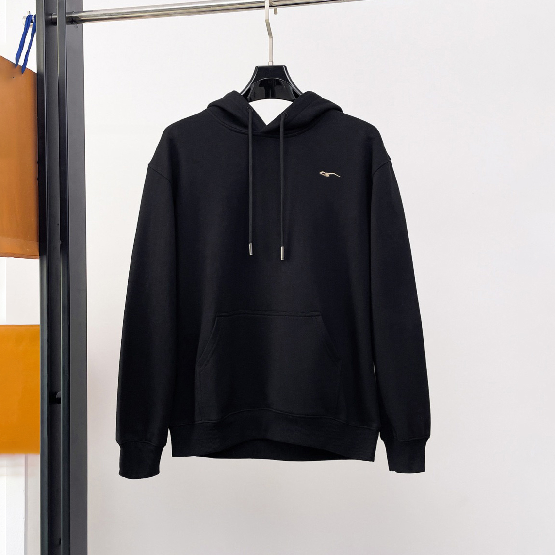 Designer brand high-quality men's hoodie with cross stitch equestrian knight logo, cotton hooded hoodie for fashionable and casual wear