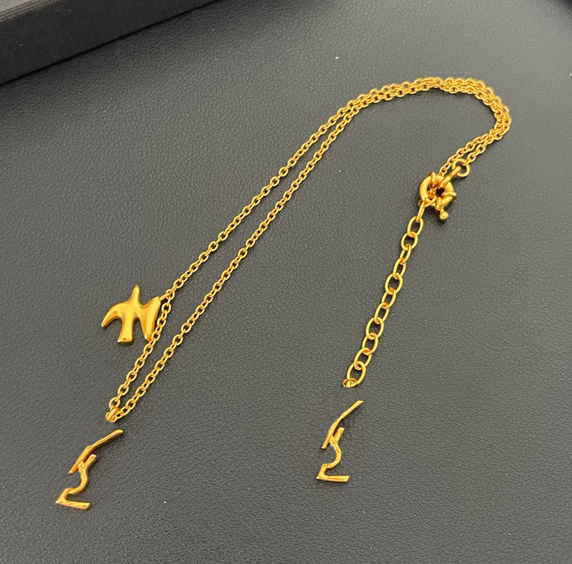 Fashion Classic Dove Pendant Necklace Designer Pigeon Letter Necklace Earring 18K Gold Brass Chain Women Girls Party Jewelry High Quality Gift
