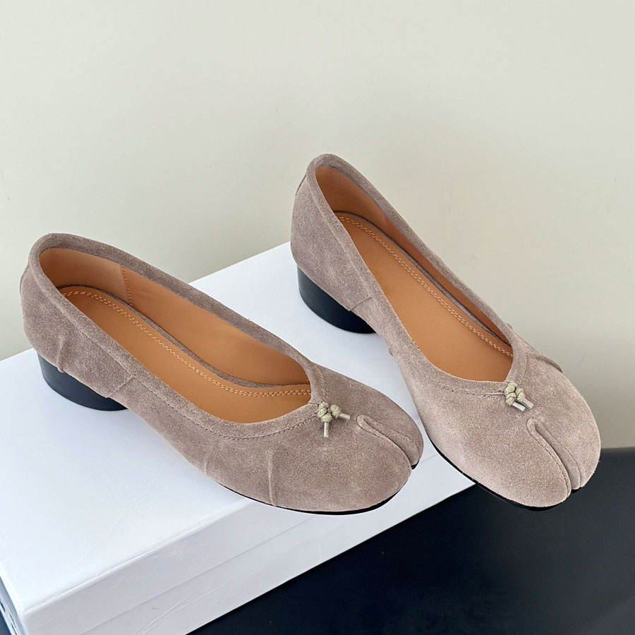 Escarpins en peau de mouton de haute qualité à talons Bow Chunky Block talon sandale Chaussures habillées Talons chaton Designer de luxe Chaussur