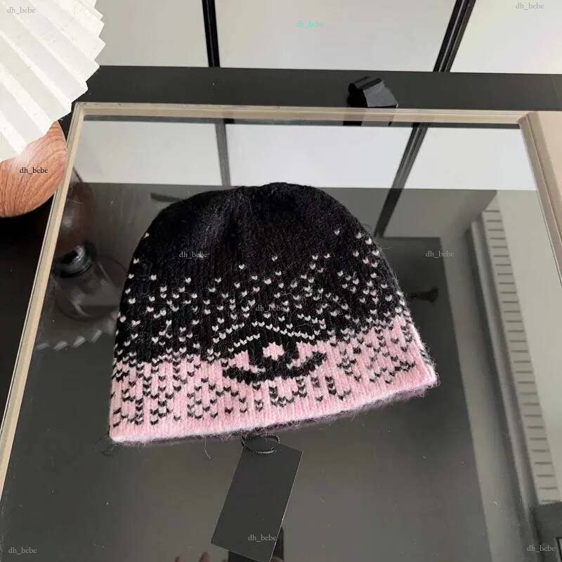 Bonnet d'hiver de marque pour hommes et femmes, bonnet chaud européen et américain, Double couche en tricot plié, chapeau en laine pour femmes
