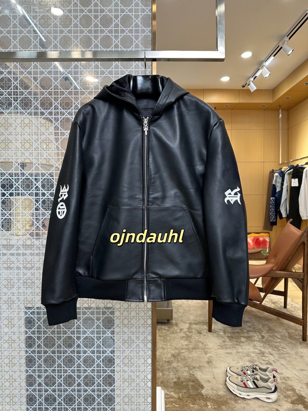 Designer Jackets Luxury Clothing Fashion Men Outwear Windbreaker Bomber Coat Loose hooded jacket streetwear for daily wear CHROME hooded leather jac