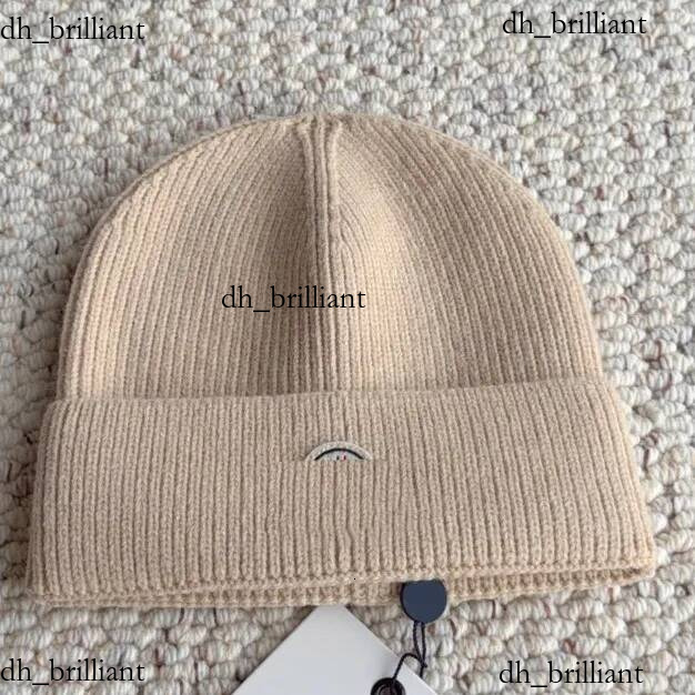 Designer Styles 7 Fashionable Elegant Fall Men's 5 Letter Patterns Outdoor Women's 2 Travel and Ski Wholesale Prices Knit Hats Hot