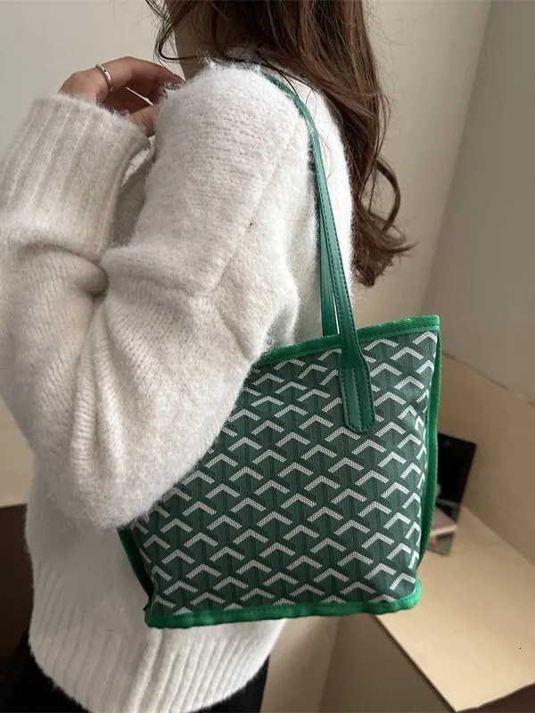 WK Women Tote Shoulder Houndstooth Fish Scale Design Bag Fashion Trendy Versatile Summer High End Feel Leisure Travel Daily Commuter Handbag