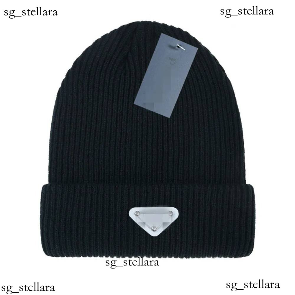 Original de haute qualité nouveaux adultes épais pull à capuche chapeau d'hiver pour les femmes câble extensible doux tricoté Pom Poms bonnets ch