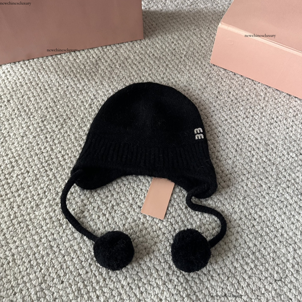 Luxury Designer Beanie Winter Hats Bonnet Knitted Hat Couples for Women Cold Snowy Wool Unisex winter Warm Fashion designer plush beanie Woo Skul
