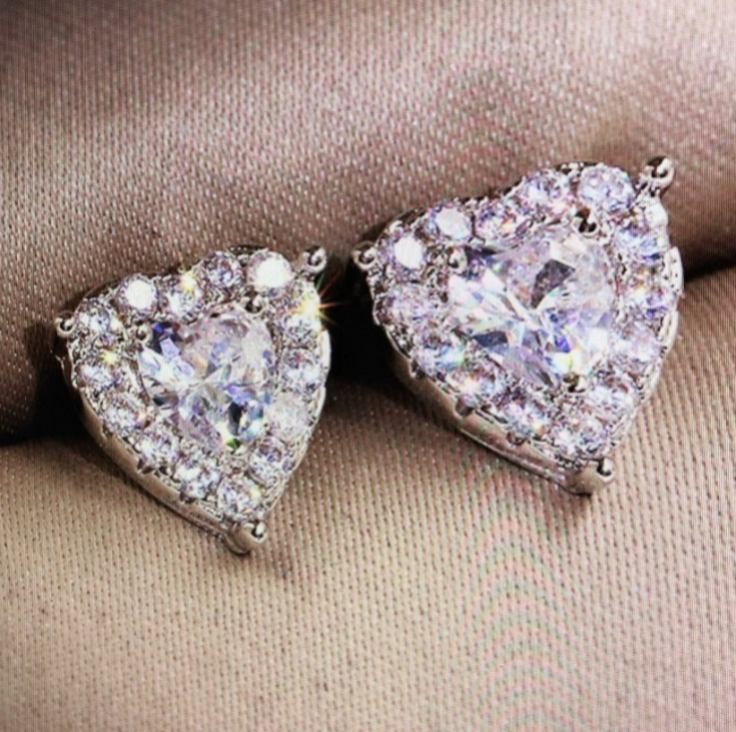 Luxury Jewelry Real 925 Sterling Silver Girl Pear Cut White Topaz CZ Diamond Simple Fine Party Women Wedding Heart Stud Earring Gift