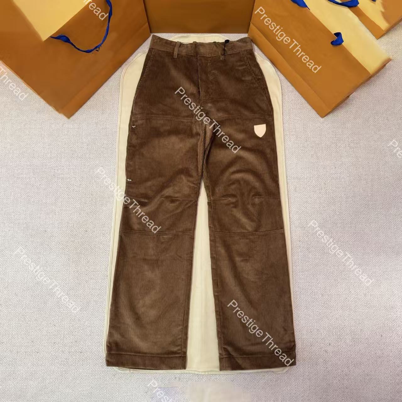 Autumn and winter new ski letter badge corduroy casual pants, high-quality designer men's pants with leather letter patches
