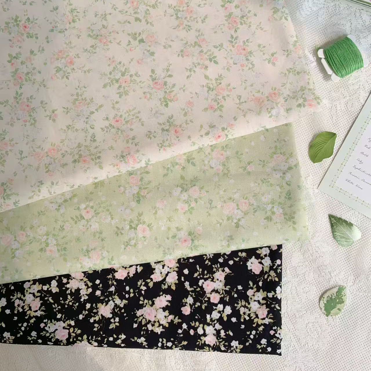 Petite nappe à imprimé floral de style coréen pour l'été