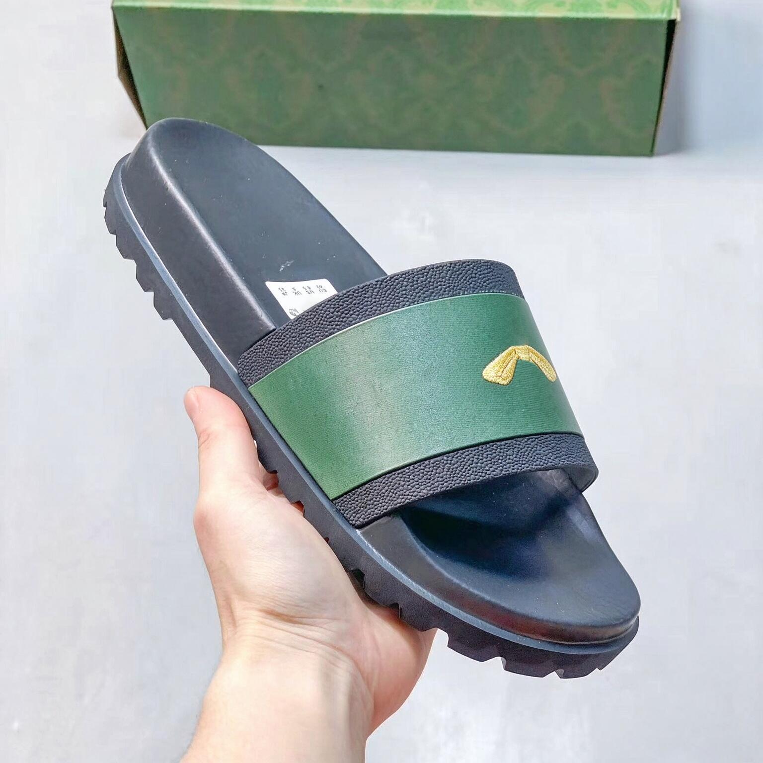 New Top quality Soft Rubber Beach pool Slippers print slider Vacation Classis Open Toe Designer Women Casual Shoes Red green Summer Sandals Men luxu