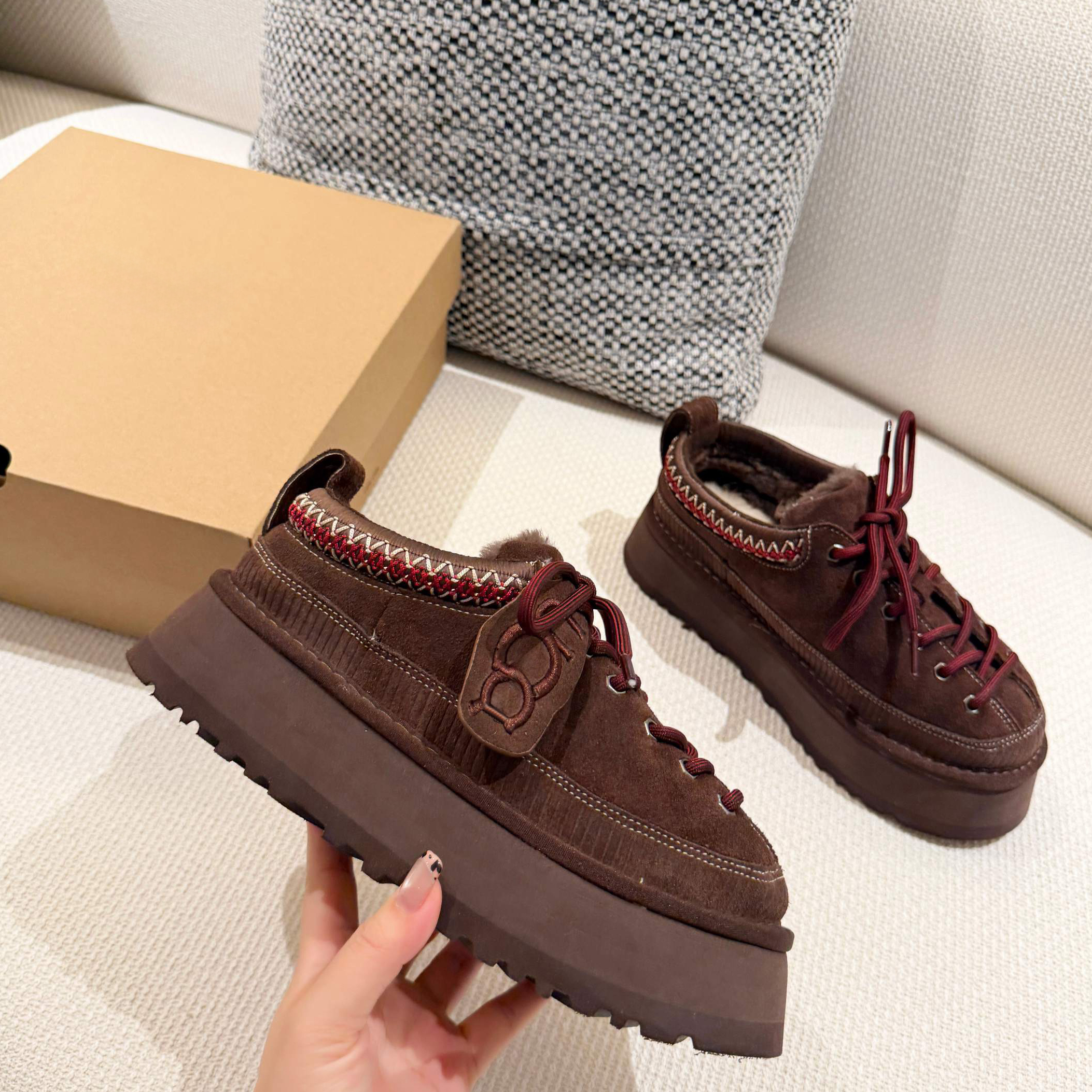 Designer Heritage Lace-Up Slippers Casual Shoes Boots Tasman Tazz Slippers Womens Baskets Sand Wool Sheepskin Winter Runner Size 35-40