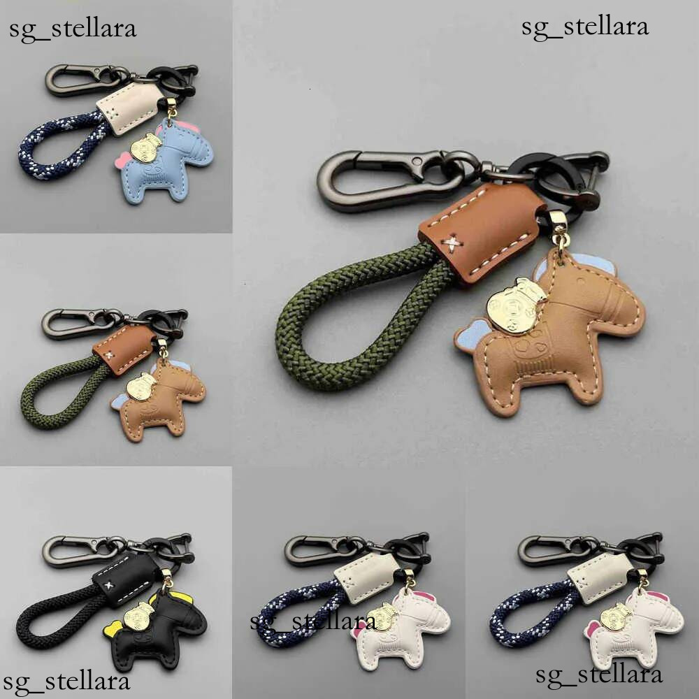 Produit nouveau pendentif de voiture en corde tissée à la main, porte-clés de couple en cuir de dessin animé mignon hh S260909FY9F chaud