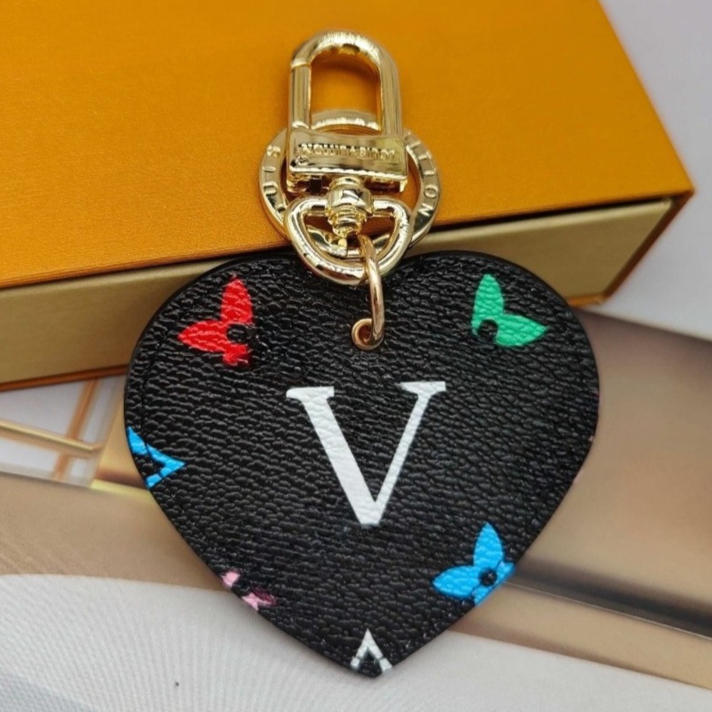 Designer Porte-clés Charme Porte-clés de luxe Designers Sacs Charms Accessoires Sac Charms Designer Femmes Porte-clés Longes Bijoux Cadeau