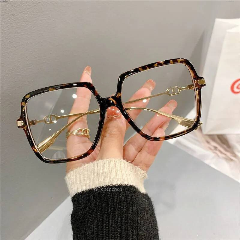 Eyewear Anti Blue Light Oversized Square Glasses UV400 Protection Fashion Metal Temple Clear Lens Eyeglasses for Designer Women Daily Computer Use D