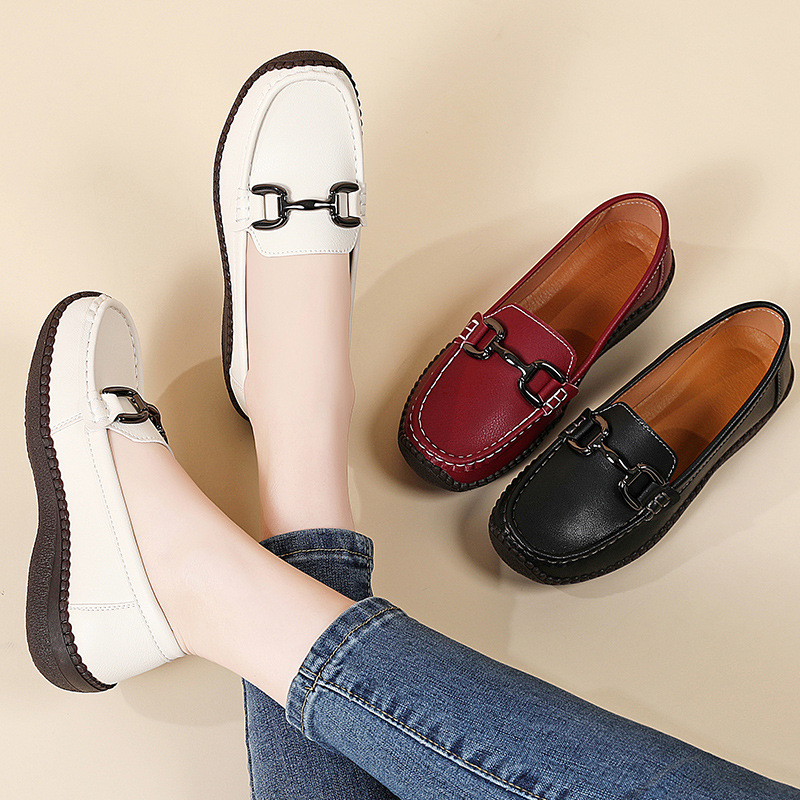 Fashionable Plus Size Womens Shoes 2026 Designer New Style Trendy Versatile Soft Sole Anti Slip Outdoor Casual Shoes