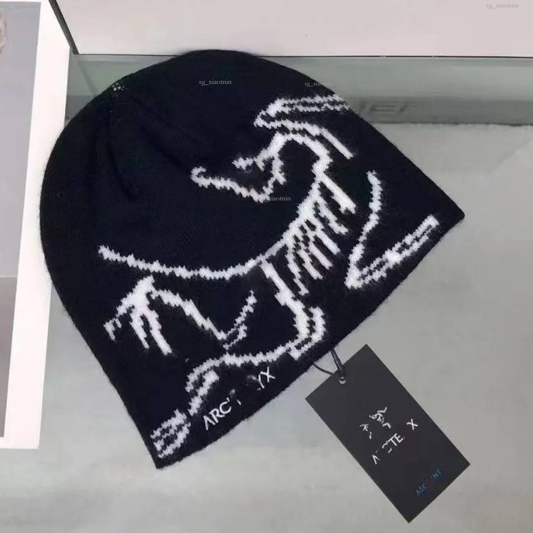 GROTTO TOQUE Cashmere Designer Womens Mens Beanie Fashionable Knitted Hat Ancient Bird