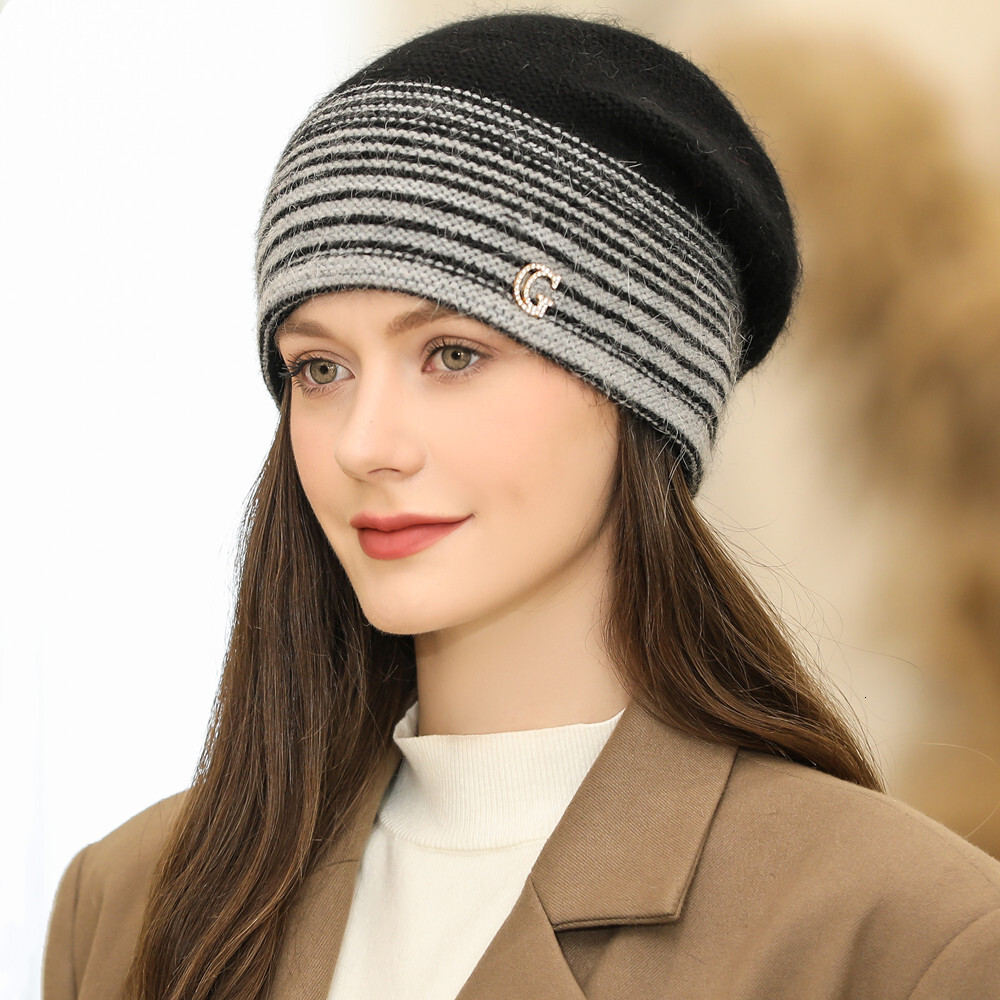 New Women Winter Rabbit Fur Blend Warm Beanie For Female Casual Streetwear G Letter Knitted Hat