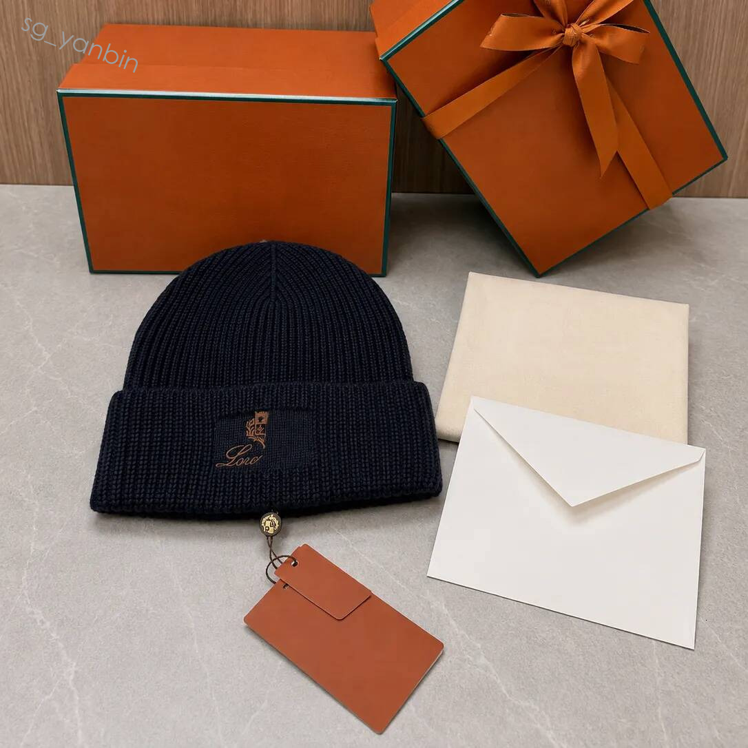 Designer loro cap men bonnet for women winter hats brand knitwear solid high quality prevalent versatile beanie warm letter design hat Hot