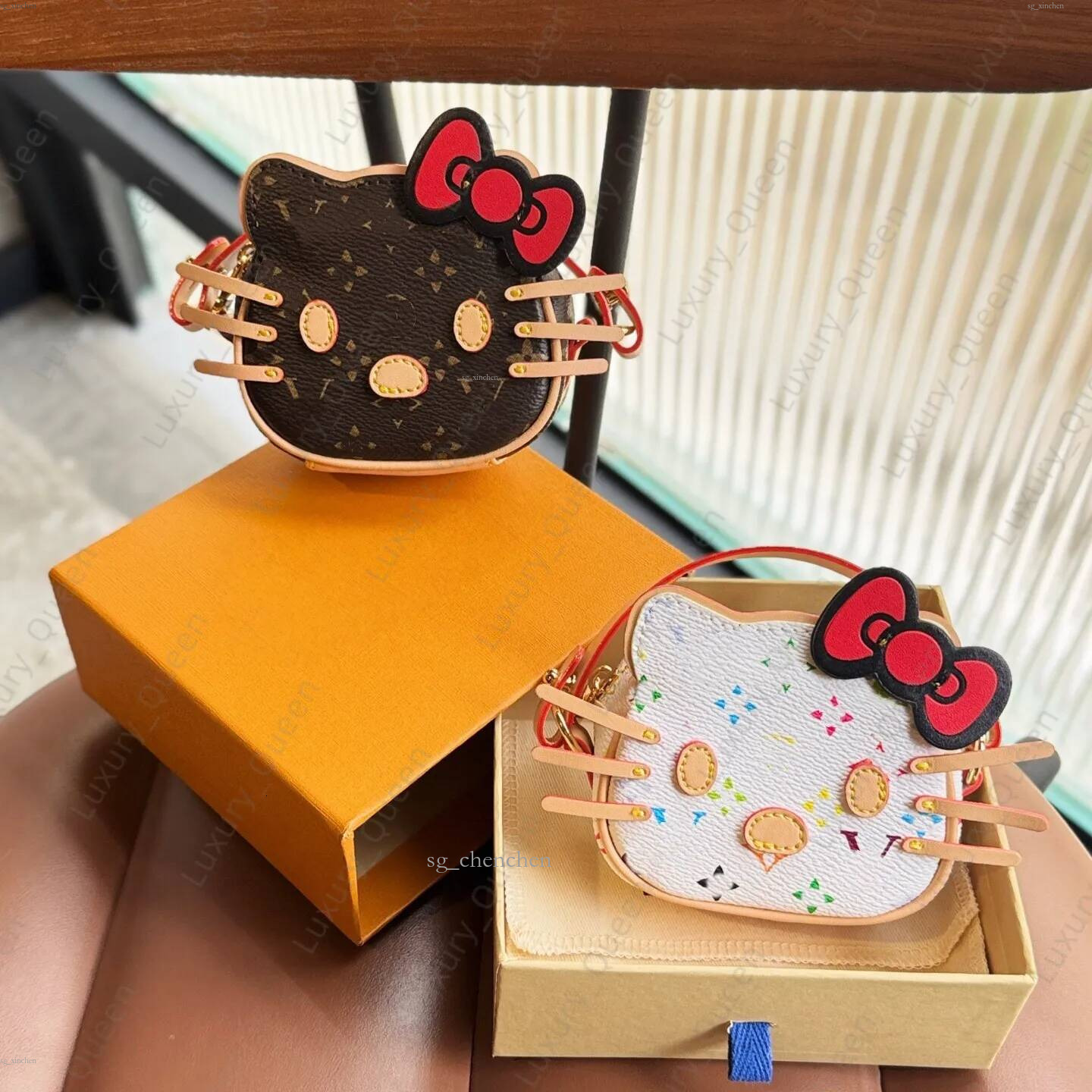 Luxury wallet KT Cat Chocolate Bag Charm Designer Leather Metal Keychain bags Monogram Flower Classics key chains decoration bag pendant Keychains g