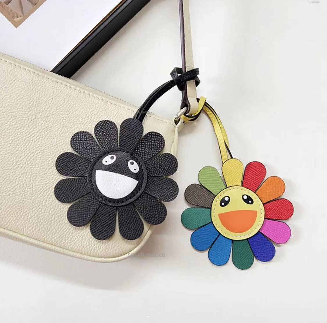Designer Porte-clés Charme De Luxe Murakami Tournesol Lanyards À La Mode Clé Portefeuille Chaîne Accessoires Mode Hommes Femmes Sac Décor Véritab