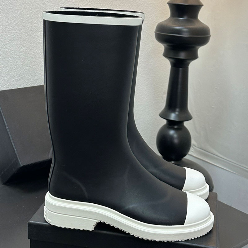 High Boot Designer Womens Black White Color Blocked High Top Waterproof Rain Boots Round Toe Thick Sole Anti Slip Rubber Boots Simple Contrasting Co