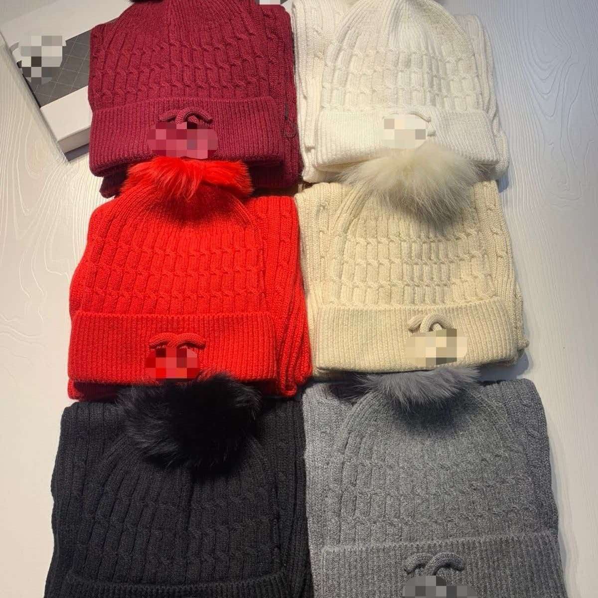 Designer Laine d'hiver avec écharpe 2pcs Beanie Femmes Tricoté De Luxe En Plein Air Casquette De Haute Qualité Chapeau Chaud Chapeaux De Ski CRD2