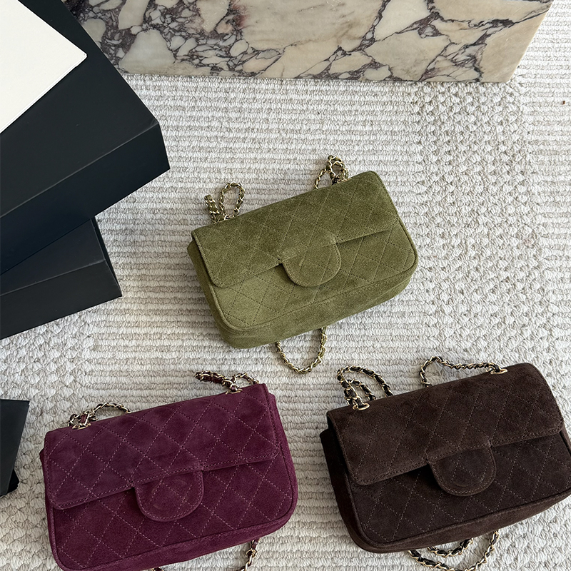 Suede Diamond Quilted Classic designer Flap Bag for women high quality Leather Woven Chain Strap Crossbody Bag Gold Hardware Elegant Shoulder purses
