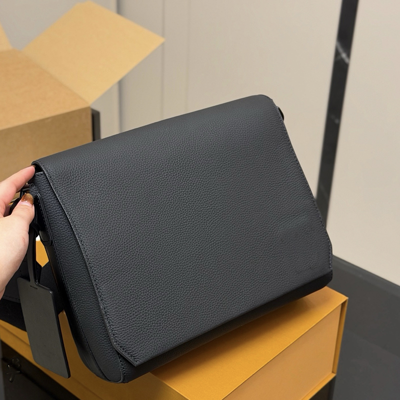 Men's Solid Black Real Leather designer Messenger Bag cowhide high quality Flip Flap Closure Crossbody Shoulder Bag Adjustable Wide Strap Casua