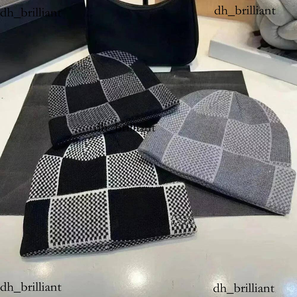 Warm Knitted Hat Winter Outdoor Unisex Fleece Lined Cuffed Scarf Design Fashionable Sporty Luxury Style Geometric Embroidery 260119 Hot