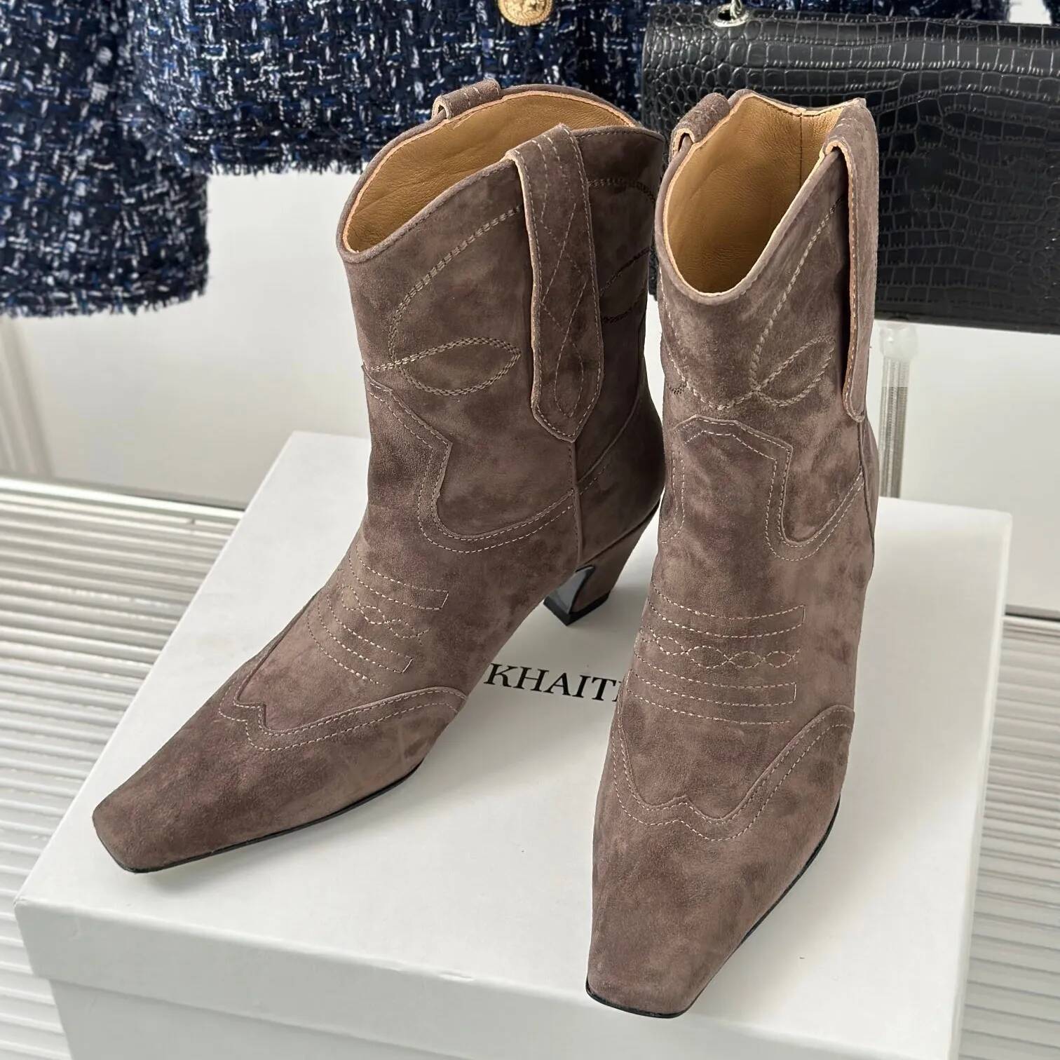 Womens Designer Luxury Black Leather Ankle Boot Point Toe Heel Leopard Fashion Dress Footwear Quality Comfort Modern Stylish Trendy Winter Office Ca