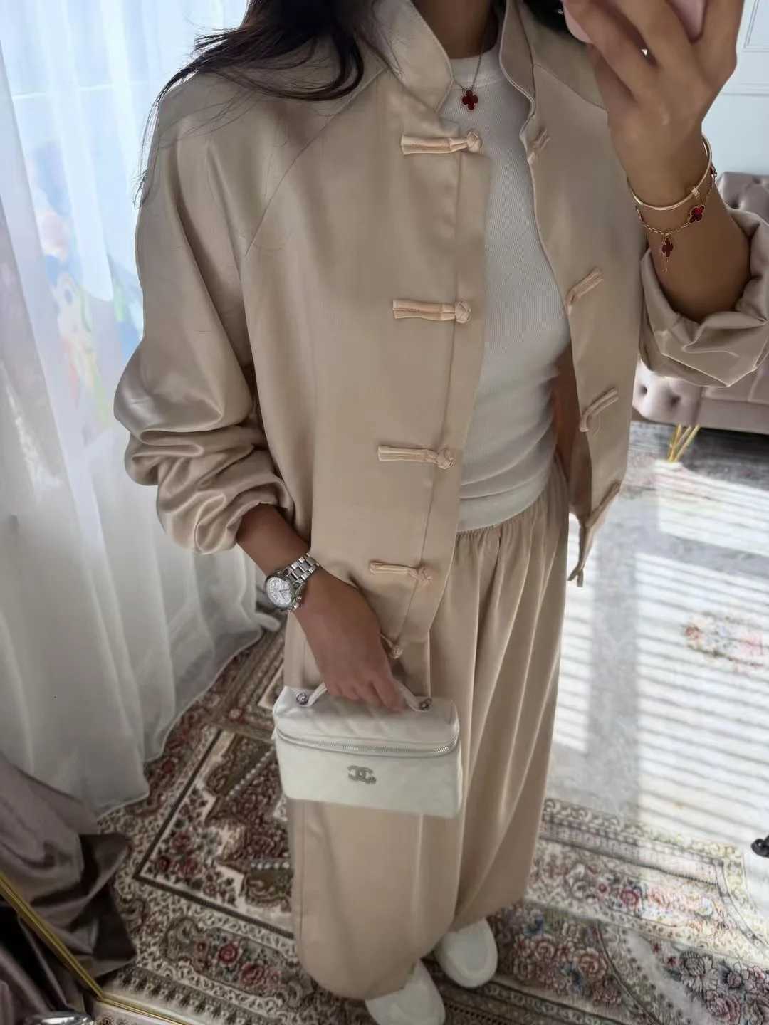Women's Two Piece Pants Chinese Style Silk Satin 2 Piece Set Mandarin Collar Frog Buttons Jacket Wide Leg Pant Set Casual Co Ord Outfit Two Pie