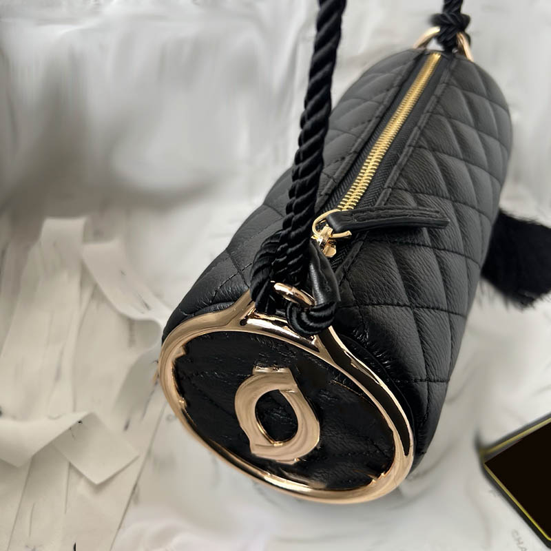 Designer Ladies Shoulder Bag French Baguette Cylinder Underarm Bags Velvet Caviar Genuine Leather Chevron Pattern Gold Hardware Metal Handbag Makeup
