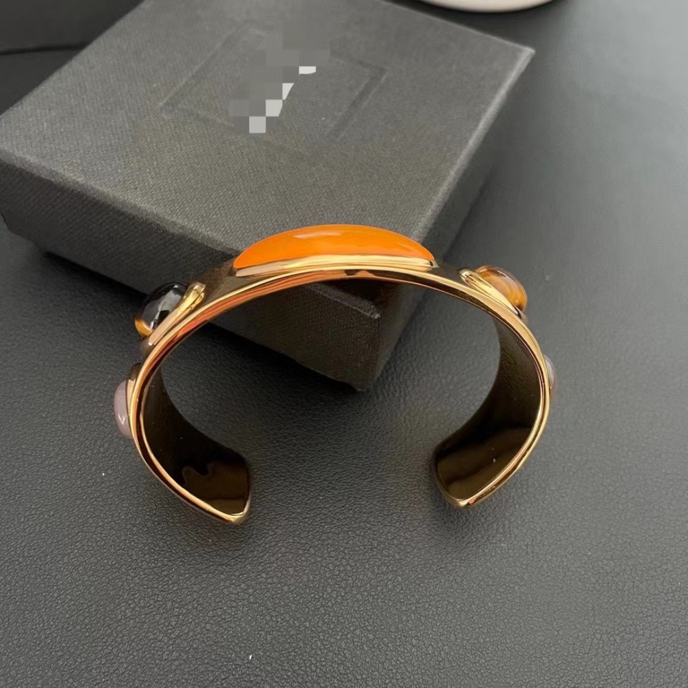 Designer Bracelets Designer Retro Bracelet Gold Open Bracelet Cuff Bangle Width Bracelet for Woman Party Luxurious Designer designer jewelry women