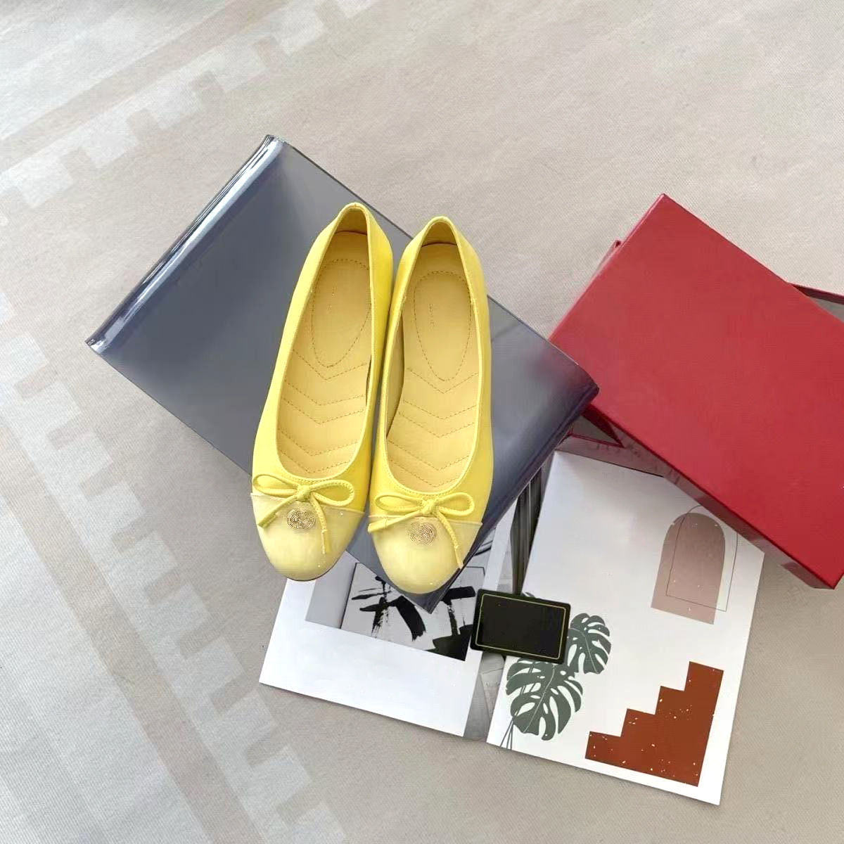 10A patent leather mary jane Summer sneakers dress shoe luxury 1 1 Designer loafers womens casual Outdoor Ballet flat shoes Canvas GUCCARE sandal bo