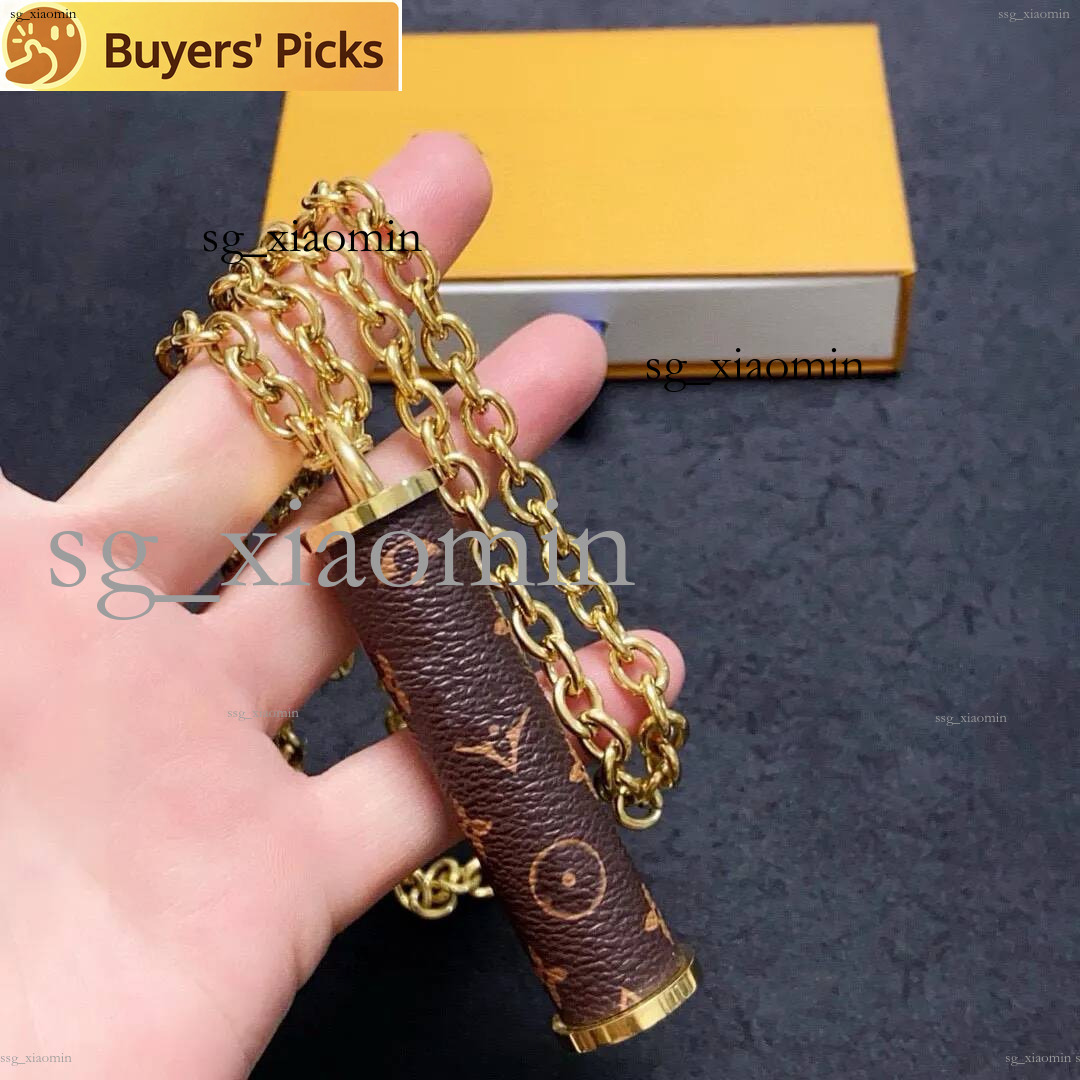 2026New best-seller designer seau bar lettre texture pull chaîne en cuir long collier style classique et à la mode bijoux de haute qualitéAAAAA+