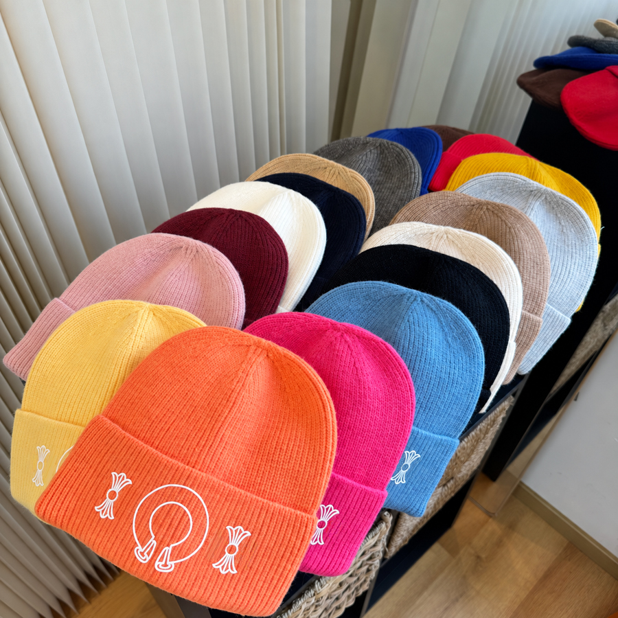 Classic Beanie Fashion Hat Unisex Caps Brand Skull Caps Fashion Knitted Beanie Cap Good Texture Solid Hat Specific Double Design for Man Woman 22 Co